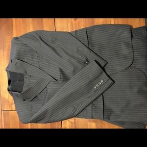 Men’s Wearhouse Suit